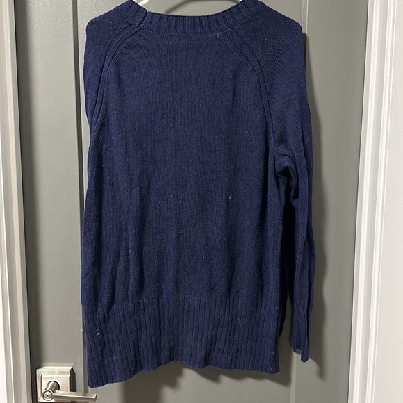 Navy blue Old Navy sweater - Picture 4 of 6